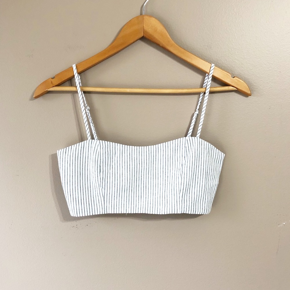 Brandy Melville x John Galt Crop Top